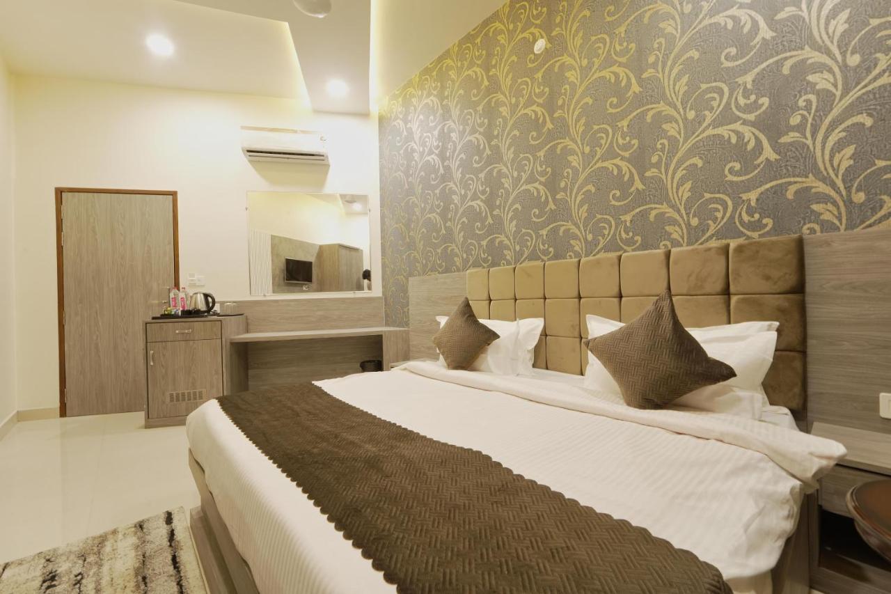 Hotel Ajmer Sheraton Bagian luar foto