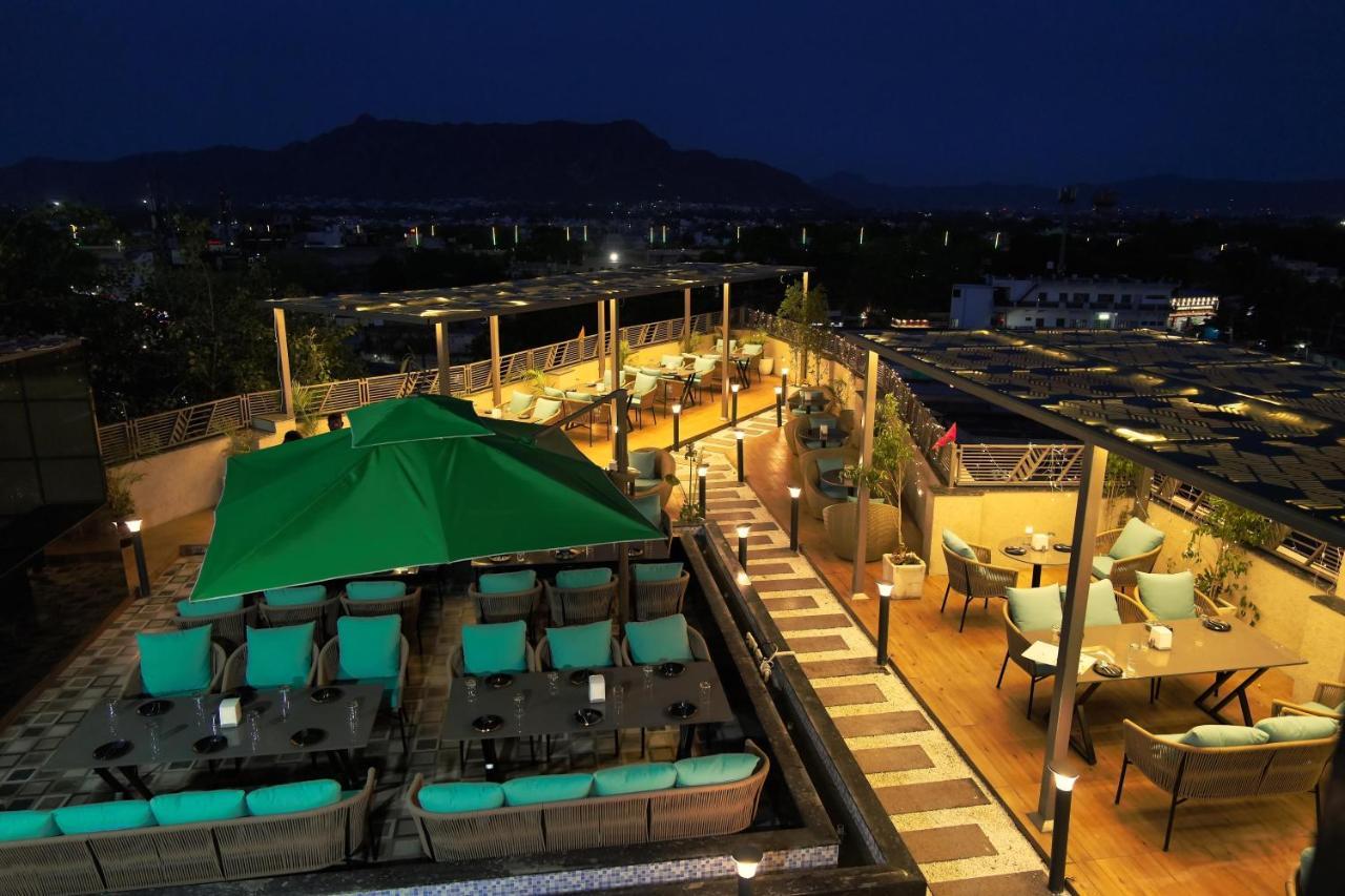 Hotel Ajmer Sheraton Bagian luar foto