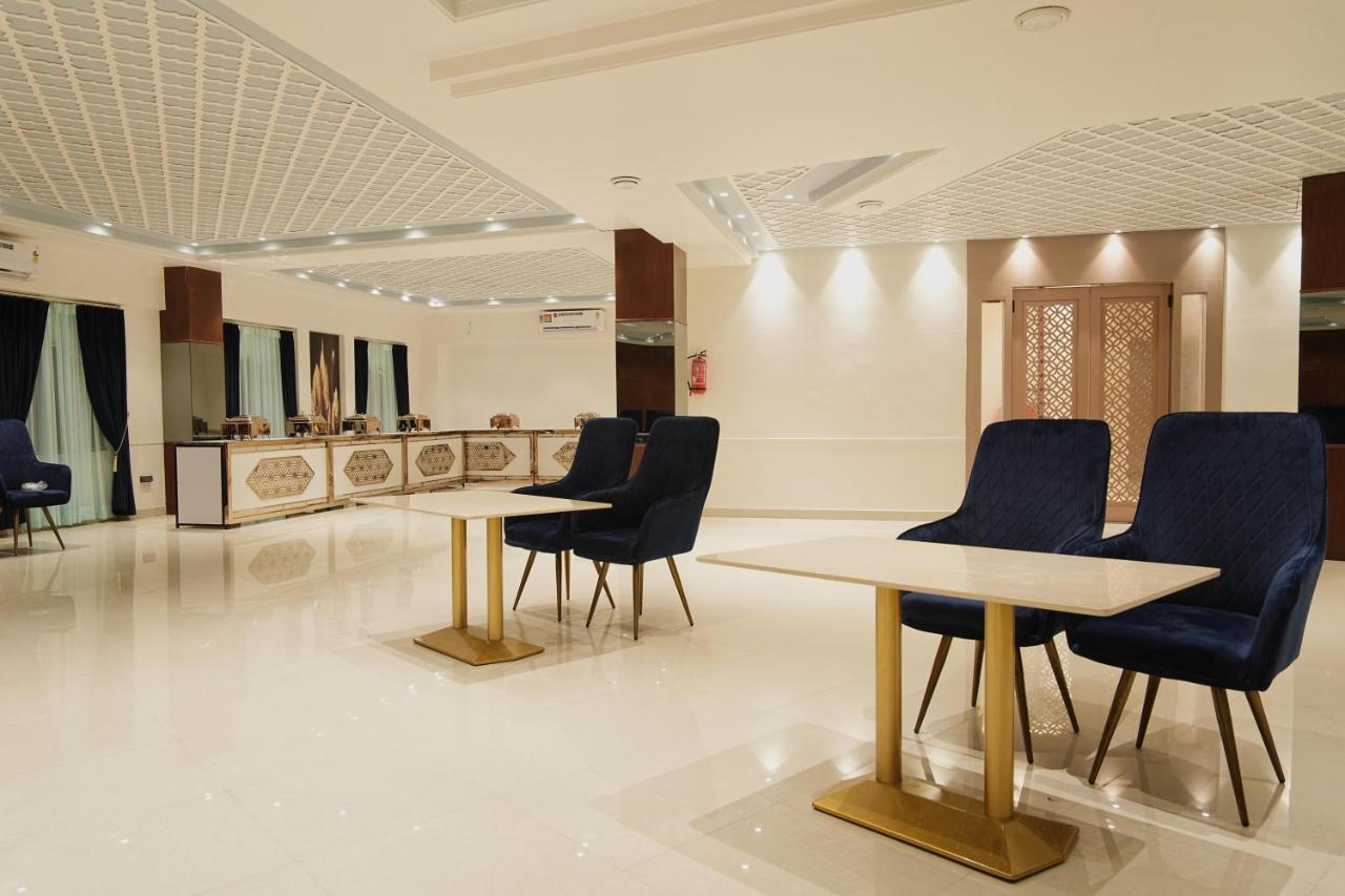Hotel Ajmer Sheraton Bagian luar foto