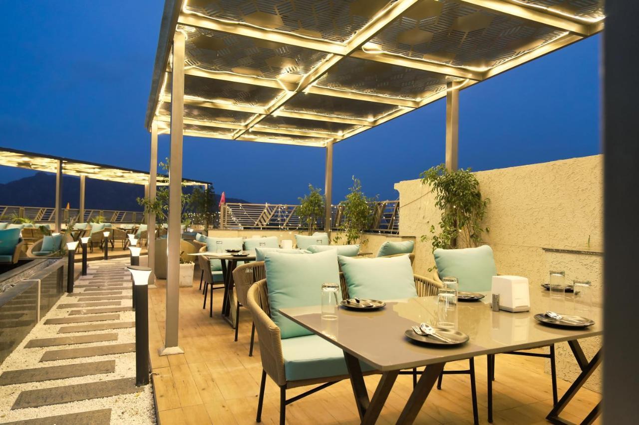 Hotel Ajmer Sheraton Bagian luar foto